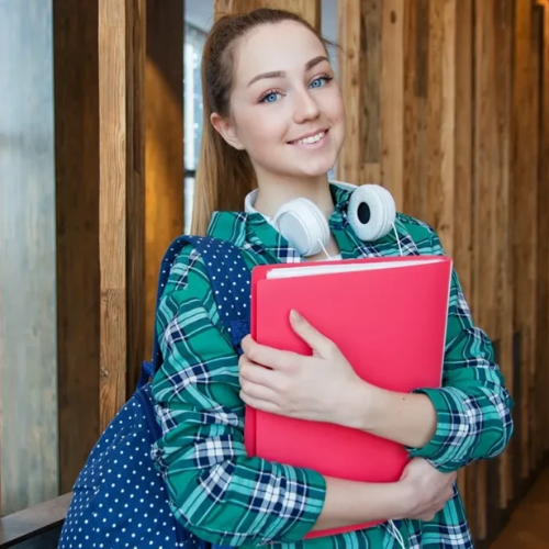 Đối tác lâu dài với phụ huynh và học sinh